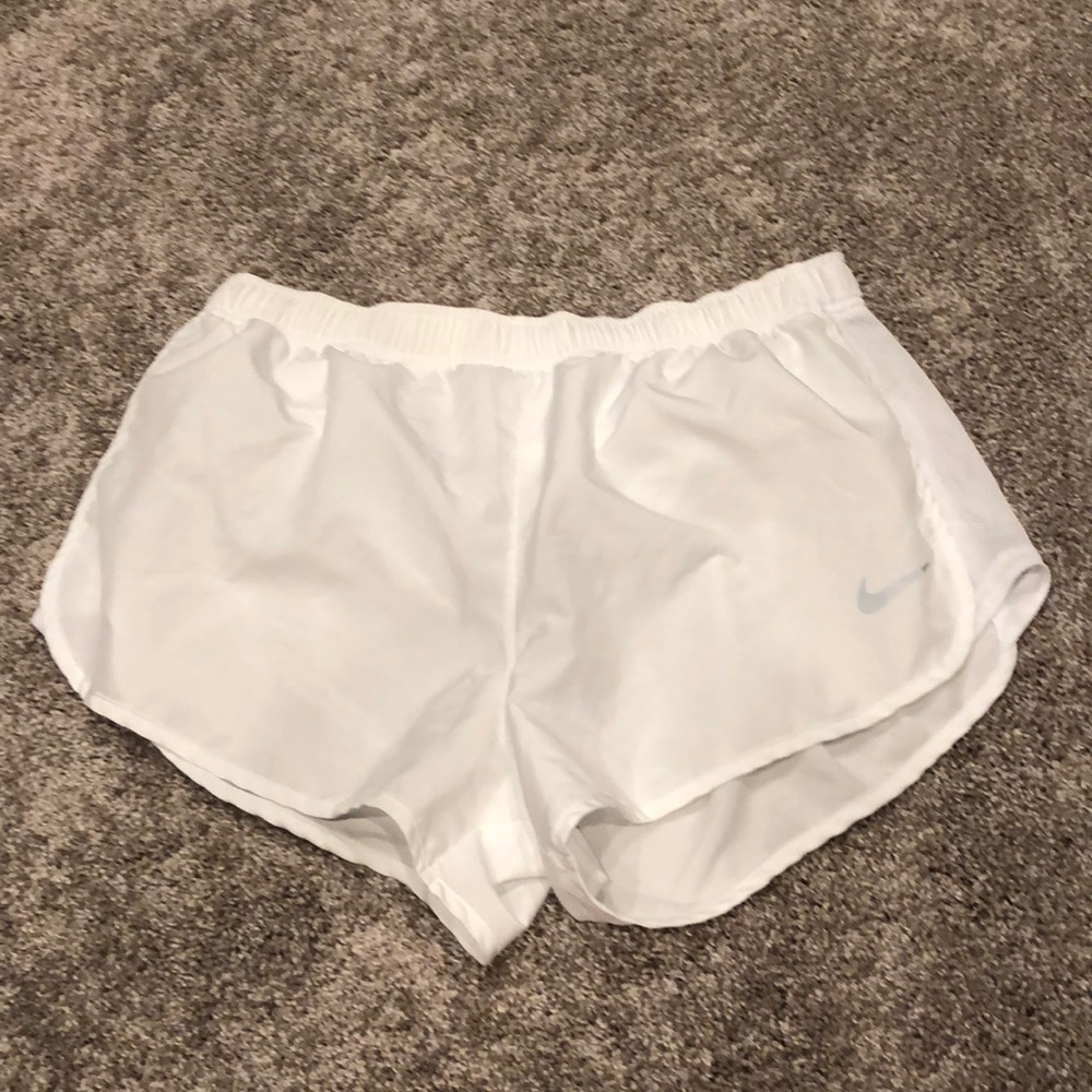 White nike running shorts